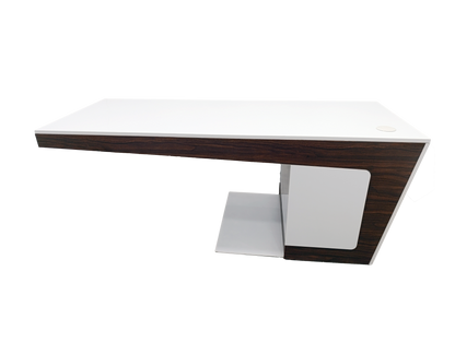Kant Executive Desk